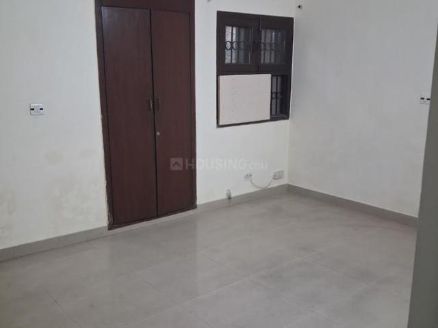 Flat for rent in Deri