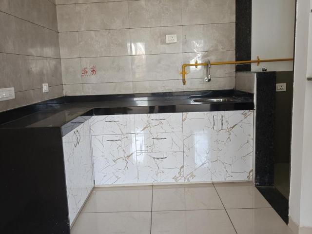 Flat for rent in Sarkhej, Gujarat
