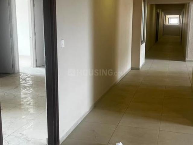 Flat for rent in Sarkhej, Gujarat