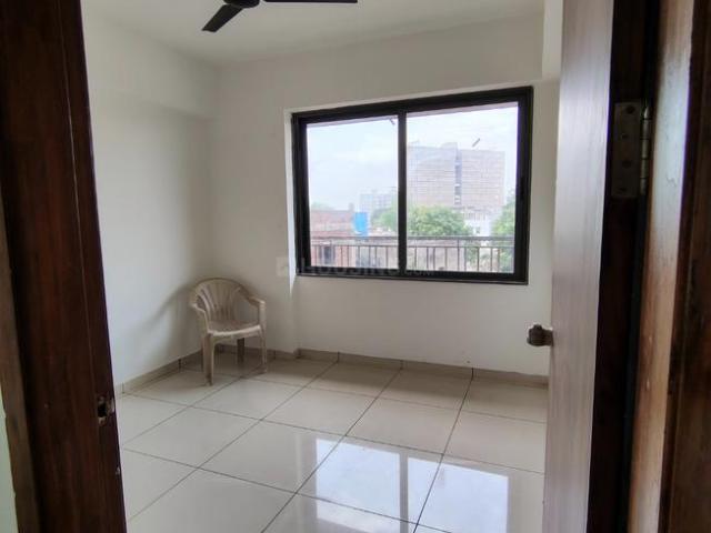 Flat for rent in Sarkhej, Gujarat