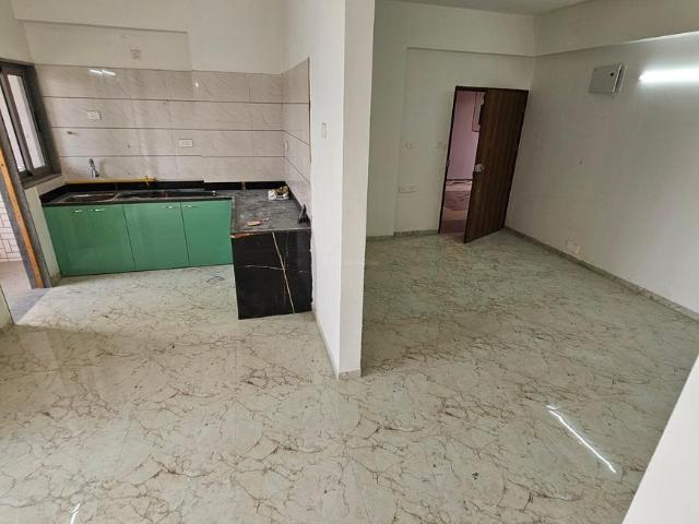 Flat for rent in Sarkhej, Gujarat