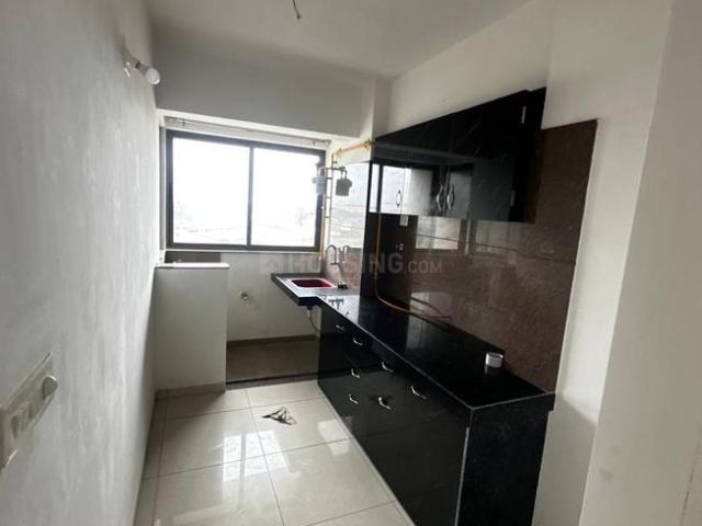 Flat for rent in Sarkhej, Gujarat