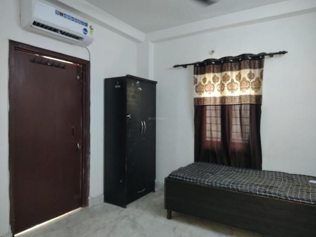 Flat for rent in South Delhi, Deri