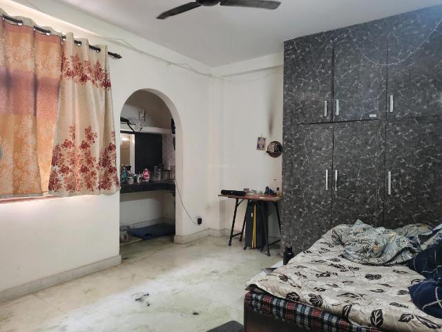 Flat for rent in South Delhi, Deri