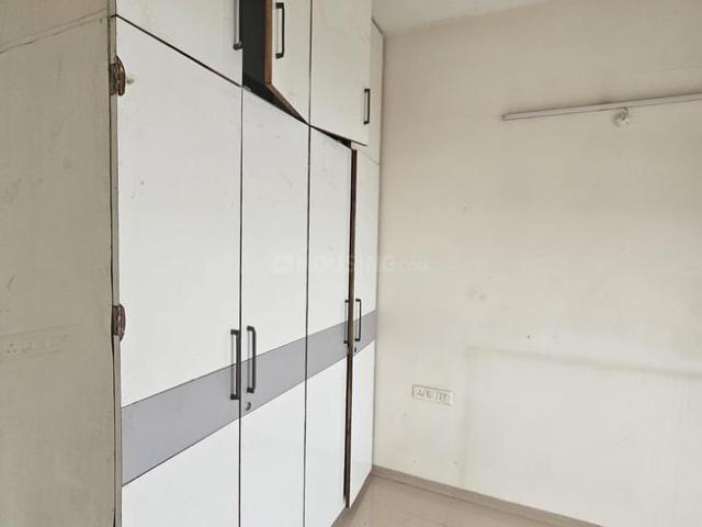 Flat for rent in Madya