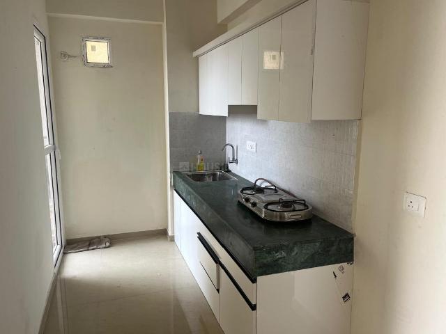 Flat for rent in Amstoria, Gurugram