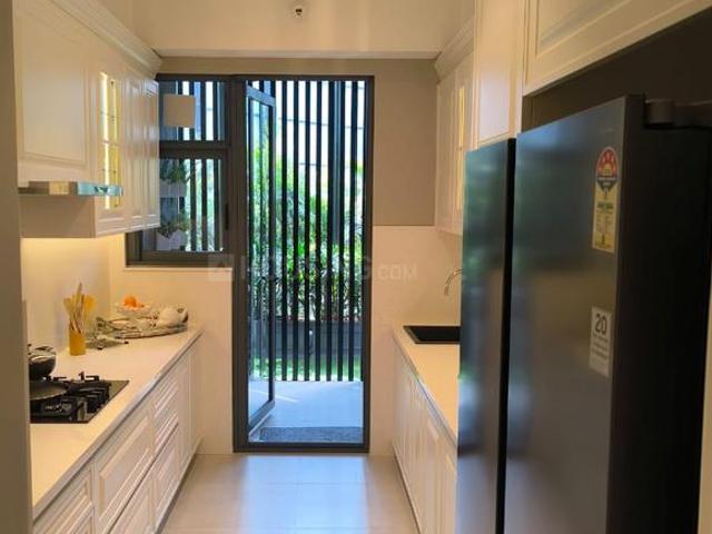 Flat for sale in Hariana