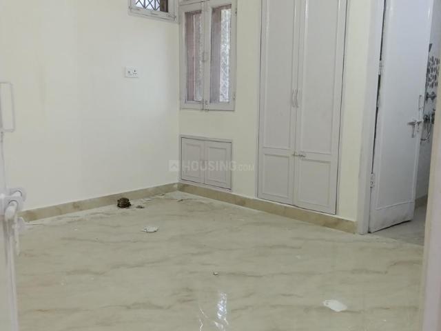 Flat for rent in South West Delhi, Deri