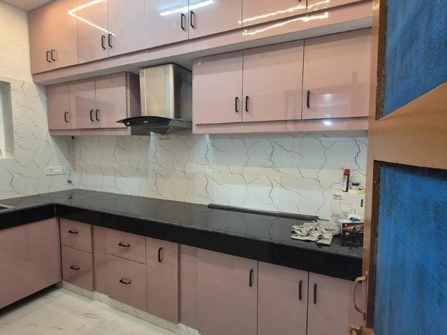 Flat for rent in South West Delhi, Deri
