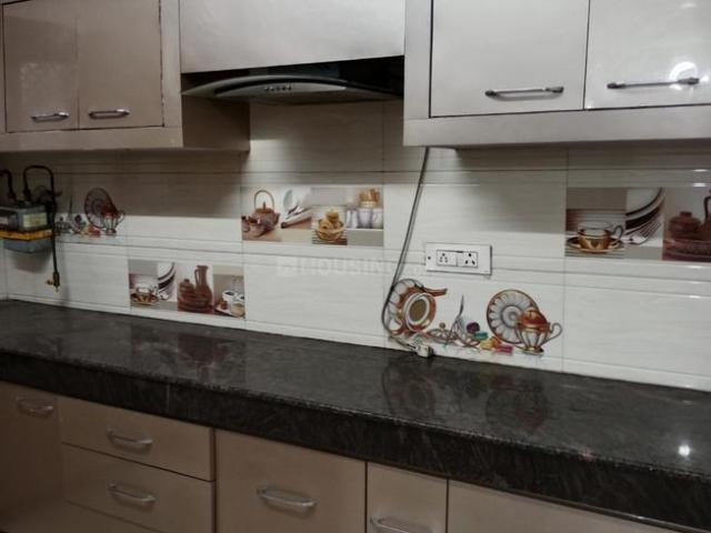 Flat for sale in South West Delhi, Deri