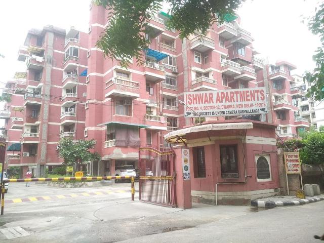 Flat for sale in South West Delhi, Deri