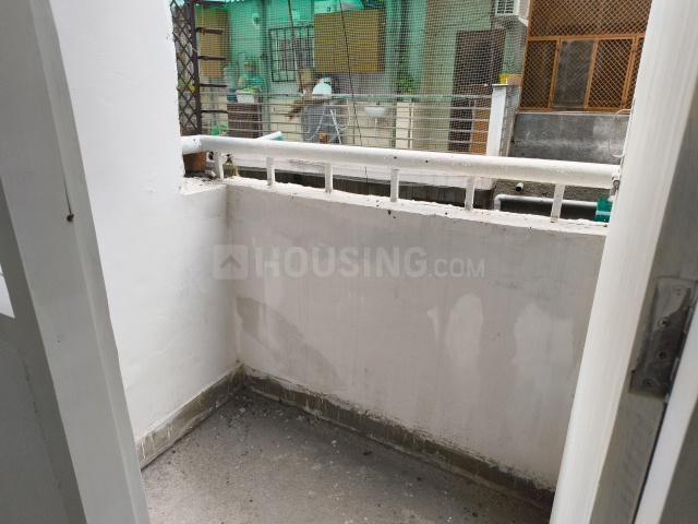 Flat for sale in South West Delhi, Deri