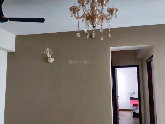 Flat for rent in Kosmos, Noida