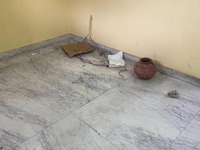 Flat for rent in South West Delhi, Deri