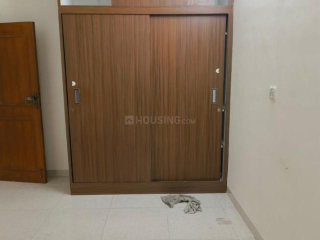 Flat for rent in South West Delhi, Deri