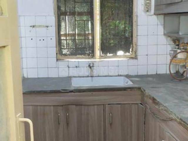 Flat for rent in South West Delhi, Deri