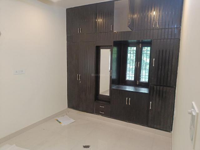 Flat for rent in South West Delhi, Deri