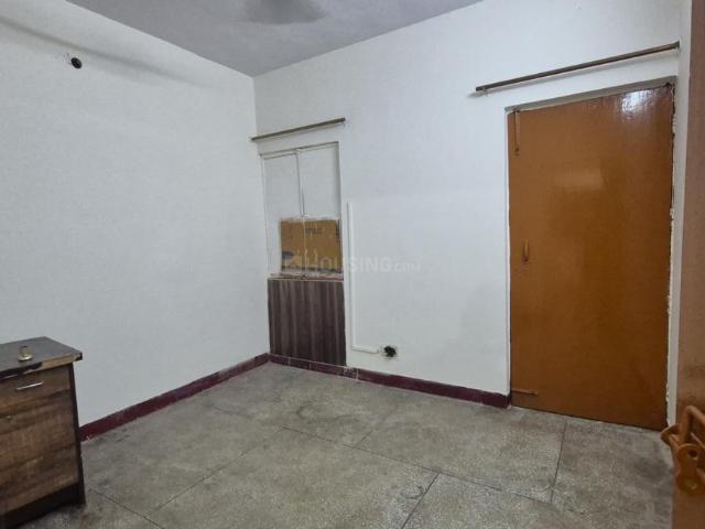 Flat for rent in South West Delhi, Deri