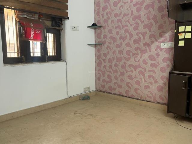 Flat for rent in North Delhi, Deri