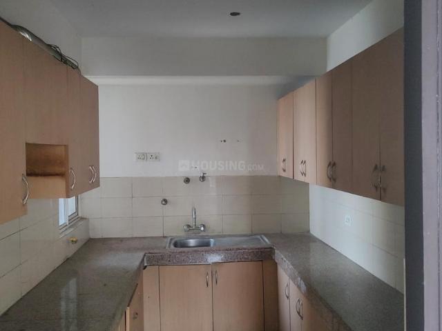 Flat for rent in Garhi, Noida