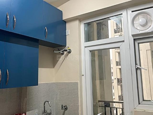 Flat for rent in Sector 143B, Noida