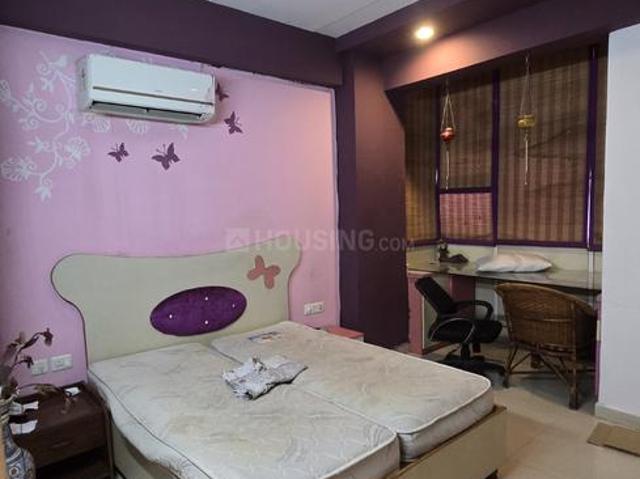 Flat for rent in Sector 143B, Noida