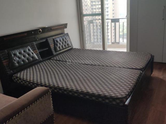 Flat for rent in Sector 143B, Noida