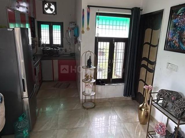 Flat for rent in South West Delhi, Deri
