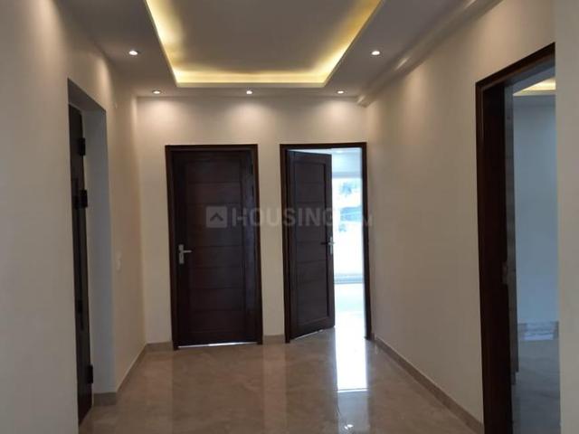 Flat for sale in North Delhi, Deri