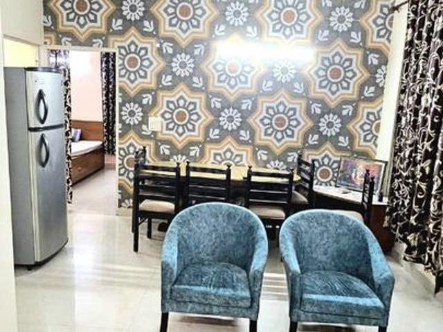 Flat for sale in North Delhi, Deri