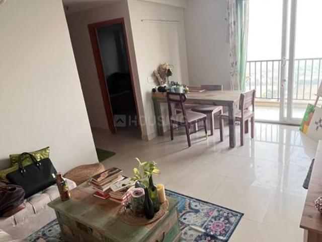 Flat for rent in Momnathal, Noida