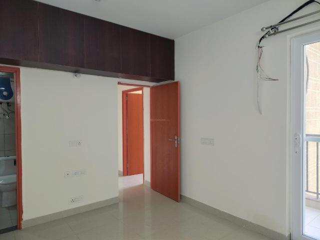Flat for sale in Gari Samastpur, Noida