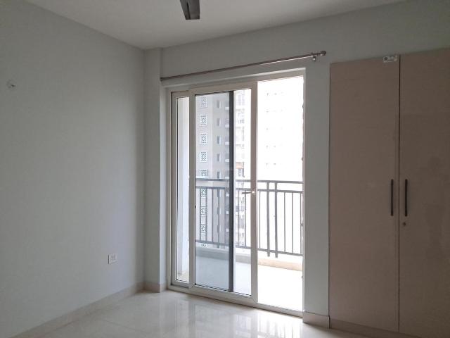 Flat for sale in Pious Orchads, Noida