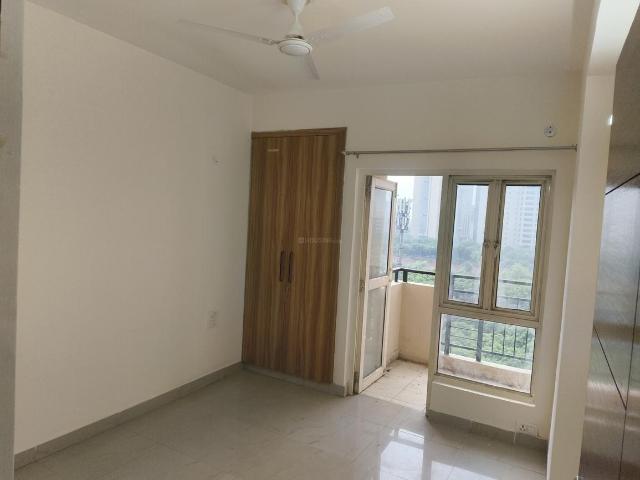 Flat for rent in Shahdara, Noida