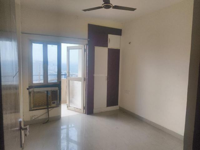 Flat for rent in Shahdara, Noida