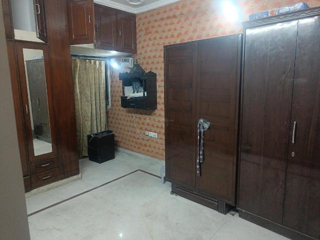 Flat for rent in South West Delhi, Deri
