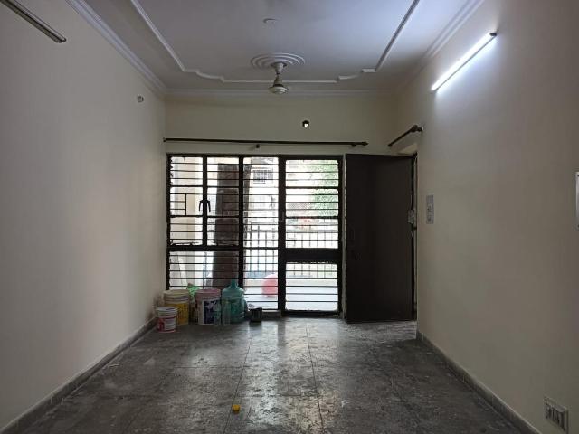 Flat for rent in South West Delhi, Deri