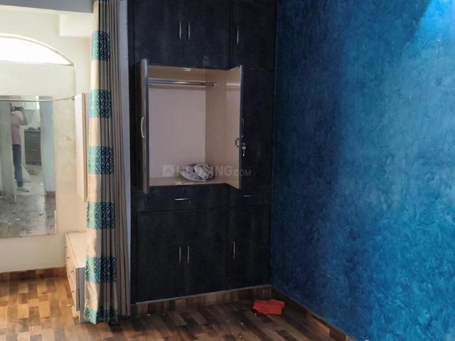 Flat for rent in South West Delhi, Deri