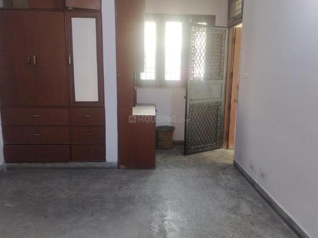 Flat for rent in South West Delhi, Deri