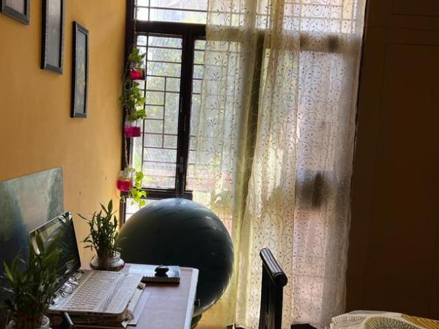 Flat for rent in South West Delhi, Deri