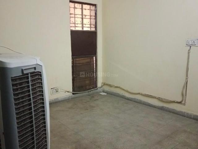 Flat for rent in North Delhi, Deri