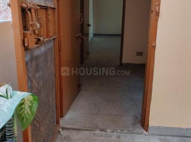 Flat for sale in North Delhi, Deri