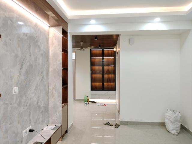 Flat for rent in South West Delhi, Deri