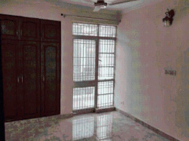 Flat for rent in South West Delhi, Deri