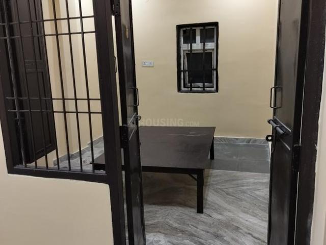 Flat for rent in North Delhi, Deri