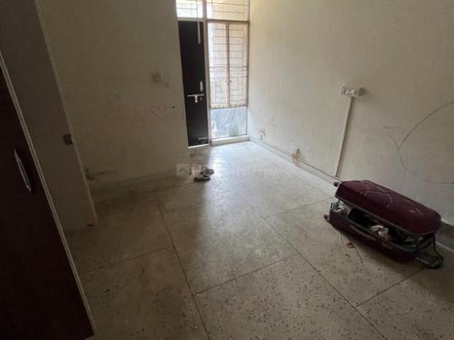 Flat for rent in Deri