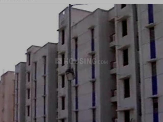 Flat for sale in North West Delhi, Deri