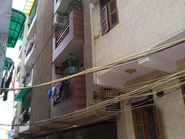 Flat for sale in North West Delhi, Deri