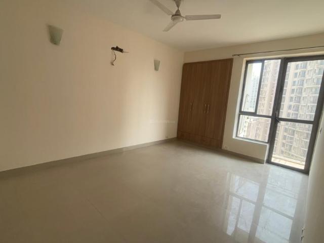 Flat for rent in The Residences, Gurugram