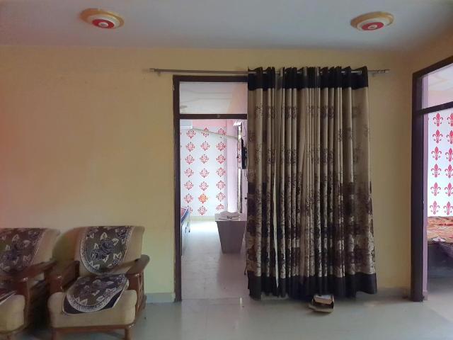 Flat for rent in Hariana